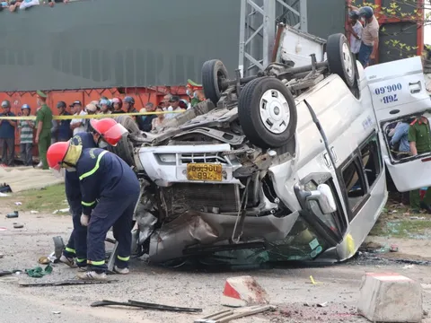 Chỉ đạo "nóng" liên quan vụ tai nạn thảm khốc khiến 21 người thương vong
