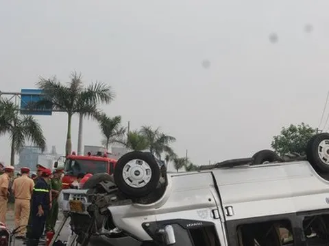 Hiện trường vụ tai nạn kinh hoàng khiến 8 người tử vong ở Quảng Nam