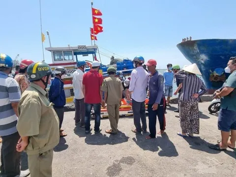 Bình Thuận: Một thuyền viên tử vong khi đánh bắt hải sản trên biển