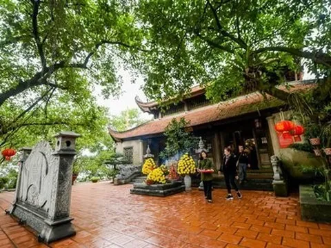 Về Hải Dương, chiêm bái ngôi đền thiêng thờ thân phụ Đức Thánh Trần