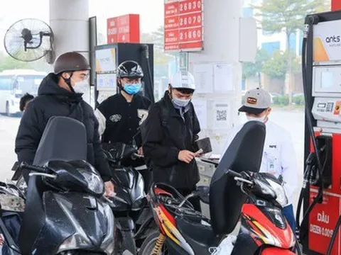 Trả xăng dầu về cơ chế thị trường