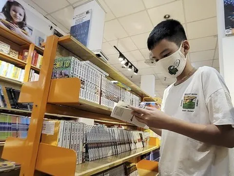 Nhà xuất bản tăng giá sách giáo khoa: Vai trò của Bộ GD&ĐT ở đâu?