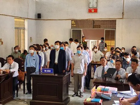 Xét xử 16 bị cáo tại Sở Y tế tỉnh Đắk Lắk: Vì sao 1 phó giám đốc BHXH không phải chịu trách nhiệm?