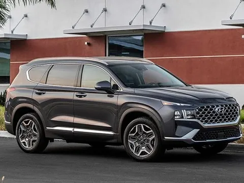 Triệu hồi hơn 17.700 xe Hyundai Santa Fe tại Việt Nam vì lỗi dây an toàn