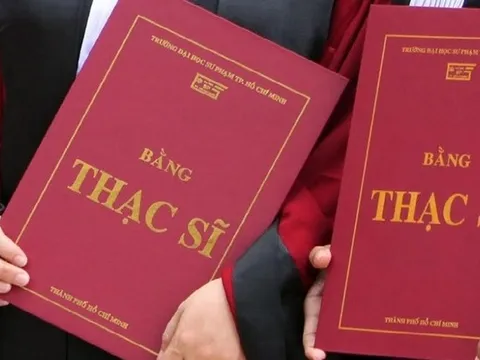 Bộ trưởng GD&ĐT thừa nhận tình trạng nể nang, dễ dãi đào tạo thạc sĩ, tiến sĩ