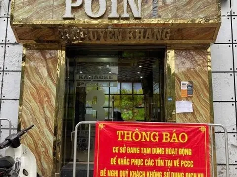 Quán karaoke ở Hà Nội gấp rút sửa chữa, mong chờ được 'hồi sinh'