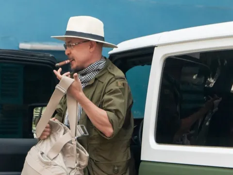 Tậu thêm Jeep mới chỉ khác màu, ông Đặng Lê Nguyên Vũ nói siêu xe chỉ để đi cho vui thôi