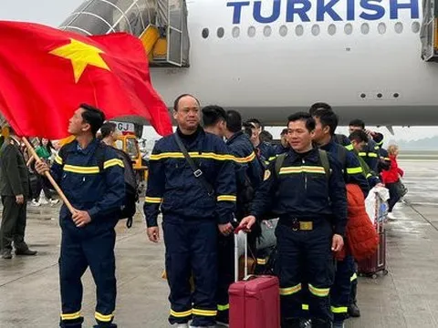 Đoàn 24 cảnh sát Việt Nam hoàn thành sứ mệnh ở Thổ Nhĩ Kỳ đã về đến Hà Nội