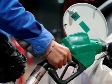 Giá xăng ngày mai có thể tiếp tục tăng