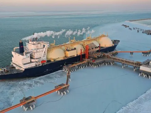 Các nhà máy lọc dầu tư nhân Trung Quốc ồ ạt nhập dầu Nga, cơ quan quản lý ‘theo không kịp’: Không biết nhập bao nhiêu, giá thế nào