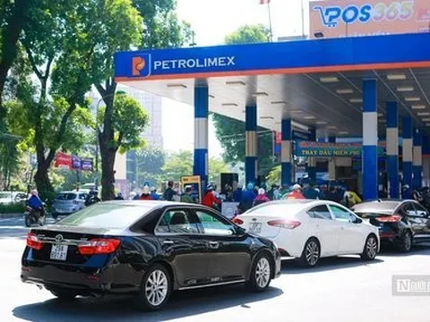 Ngành xăng dầu 2022: Lợi nhuận DN sản xuất đạt đỉnh, phân phối lao dốc