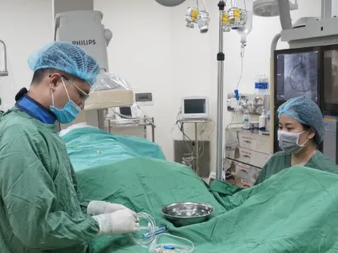 Nhồi máu cơ tim cấp sau khi đá bóng