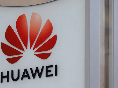 Huawei - Công ty dùng xe buýt chuyển hàng đến siêu cường công nghệ