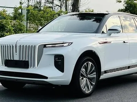 Hongqi E-HS9 giảm 'sốc' sau 1 năm bán tại Việt Nam: Cao nhất 530 triệu đồng, ngang cỡ GLS nhưng giá chỉ nhỉnh hơn GLC