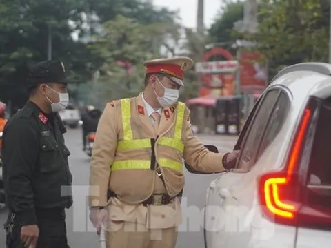 Cục CSGT nói gì về phản ánh uống sirô, ngậm thuốc sâu răng bị 'dính' lỗi nồng độ cồn?