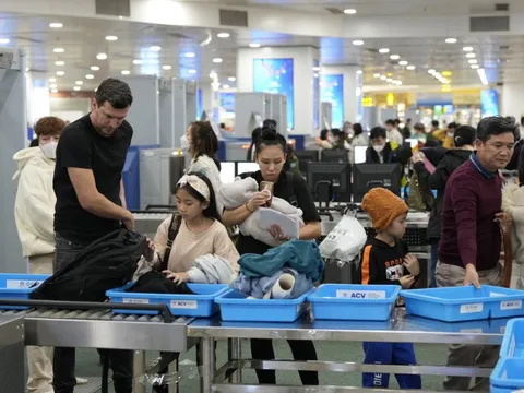 Khách bay 2 tháng đầu năm tăng hơn 90%