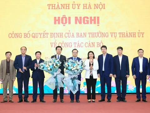 Hà Nội điều động, luân chuyển 2 cán bộ chủ chốt