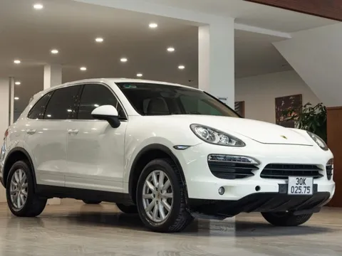 Muốn 'chơi' Porsche Cayenne với giá bằng Camry mới tại Việt Nam thì đây là những gì mà bạn nhận được