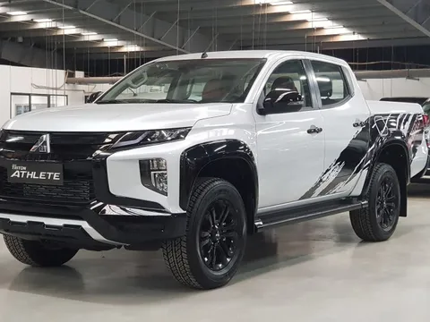 Bảng giá xe Mitsubishi tháng 2: Mitsubishi Triton được ưu đãi 50% lệ phí trước bạ