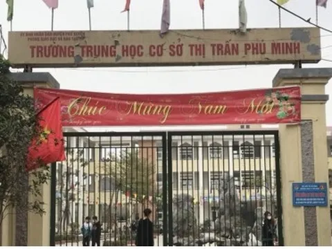 Hà Nội: Hiệu phó trường THCS ở Phú Xuyên bị tố ngoại tình