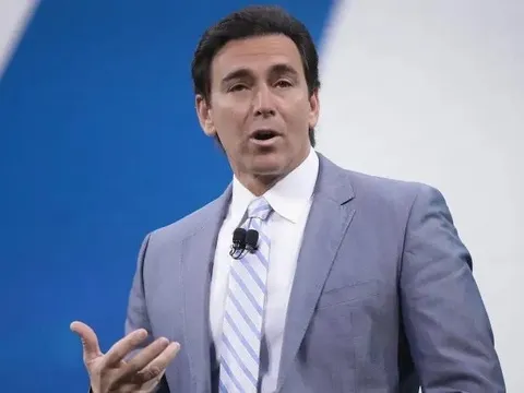 Cựu CEO Ford: ‘Tesla vẫn là chuẩn mực của xe điện, nhiều thương hiệu nhỏ sẽ sớm bỏ cuộc hoặc bị thâu tóm’