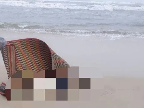 Huế: Truy tìm tung tích thi thể nam giới trôi vào bờ biển