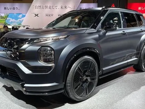 Mitsubishi Outlander sắp có phiên bản mạnh nhất lịch sử: Gần 300 mã lực, dùng cả điện lẫn xăng
