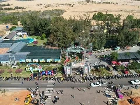 Lễ hội mô tô với hàng ngàn xe tại Bàu Trắng xác lập kỷ lục Guinness