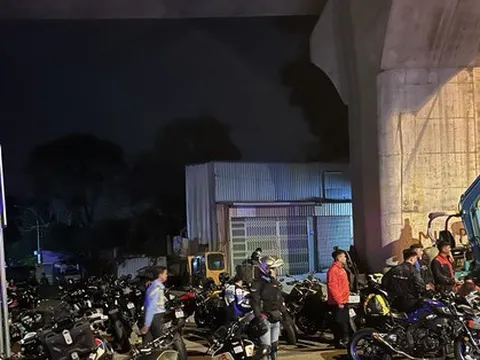 Chốt chặn, xử lý hơn 100 xe phân khối lớn đi vào đường cấm