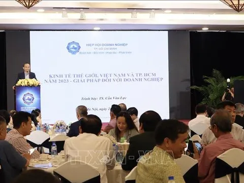 Tiếp sức để doanh nghiệp khôi phục đà tăng trưởng