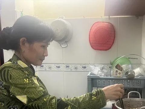 Công nhân PouYuen bị mất việc: Vẫn bám trụ thành phố