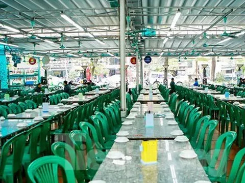 Hàng quán ế chỏng chơ vì khách nhậu sợ kiểm tra nồng độ cồn quá 'gắt'