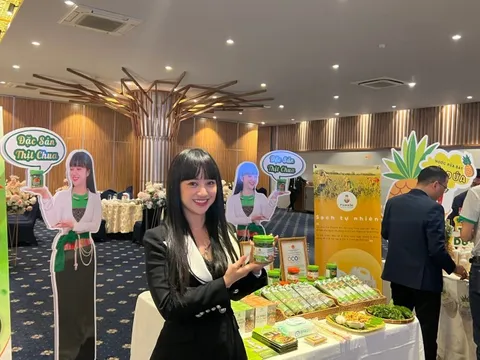 Bán đặc sản trên TikTok giúp Thịt chua Trường Food, trà Hoàng Su Phì, mè xửng Mộc Truly Hue's,... thu hút hơn 350 triệu lượt xem