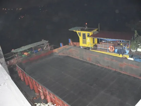 Người đàn ông ngã xuống sông tử vong tại cảng than Công ty phân đạm Hà Bắc