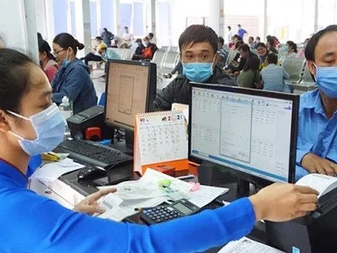 Giá cước vận tải giảm đến 40%