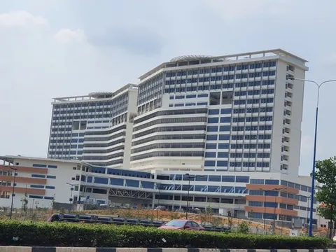 Vì sao Sở Y tế Bình Dương đề nghị không cho 6 bác sĩ hành nghề khắp cả nước?