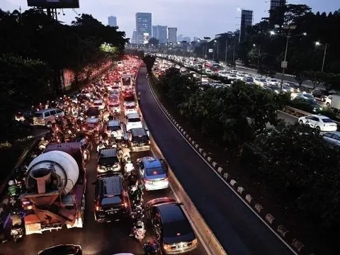 Gây thiệt hại hơn 4 tỷ USD/năm, quốc gia này muốn dồn lực xuất khẩu loại xe tạo ra những 'cơn ác mộng' tắc đường