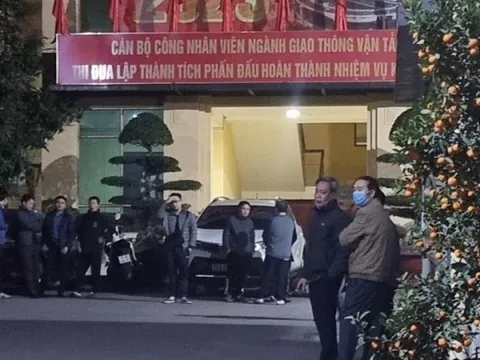 Vụ cán bộ sở Giao thông vận tải tử vong trong tư thế treo cổ: Phát hiện lá thư để lại
