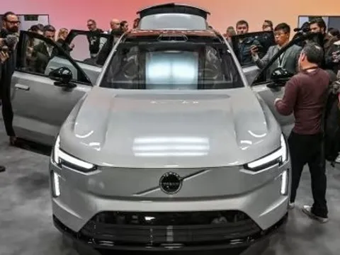 Loạt thương hiệu Toyota, Volkswagen,...lần lượt rời khỏi đất nước, người Nga mua xe gì để đi?