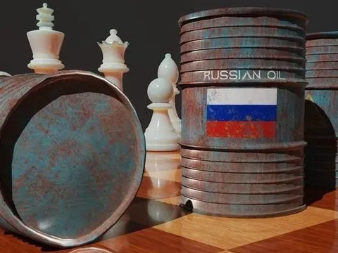 Rủi ro từ 'hạm đội tàu bóng đêm' đang không ngừng lớn mạnh giúp Nga vận chuyển dầu thô đi khắp thế giới