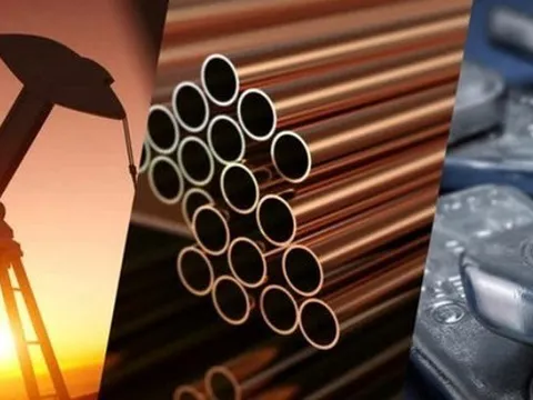 Thị trường ngày 03/3: Giá dầu, quặng sắt, cao su tăng, vàng, đồng giảm