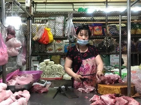 Sau chuỗi ngày giảm, giá heo hơi đã có ngày đứng im