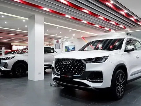 Thị trường vừa vượt cột mốc quan trọng, hàng loạt hãng xe ồ ạt đổ bộ vào Việt Nam - Người dùng Việt hứa hẹn có thêm nhiều ‘xe ngon giá mềm’