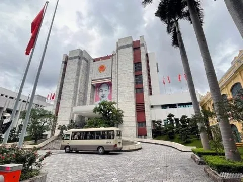 Có 401 tiến sĩ trong bộ máy UBND TP Hà Nội