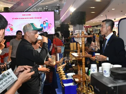 Nhiều sự kiện hấp dẫn đang diễn ra tại ngày hội "Tôn vinh cà phê Việt"