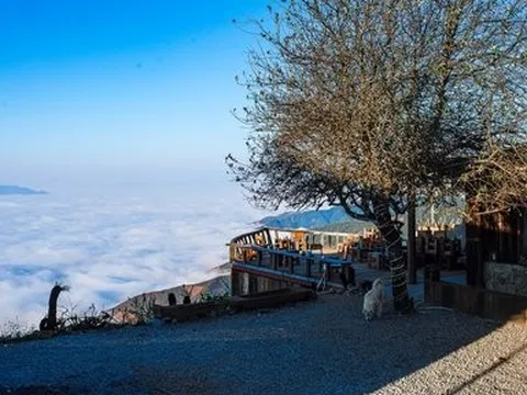 “Săn mây” miền biên viễn