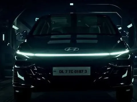 Hyundai Accent 2024 lần đầu hé lộ hàng ghế sau: Rộng rãi và đã có bệ tỳ tay