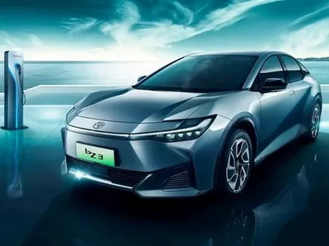 Toyota chơi lớn: Bắt tay với đối thủ của Tesla tung ô tô điện giá hơn 600 triệu, bán ngay trong tháng này