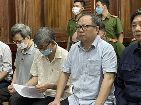 Xử phúc thẩm vụ án Tất Thành Cang bán rẻ đất công