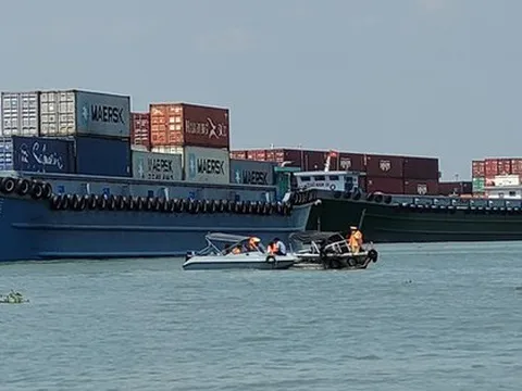 Diễn biến nóng vụ lật thuyền trên sông Đồng Nai: Nhân chứng chỉ rõ hành vi